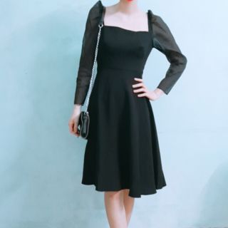 Váy Elise đen dài tay