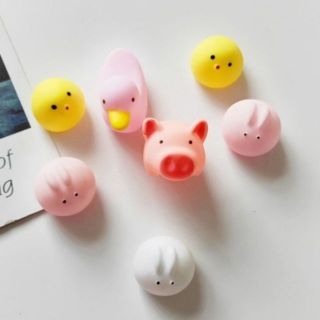 Đồ chơi trẻ em lợn