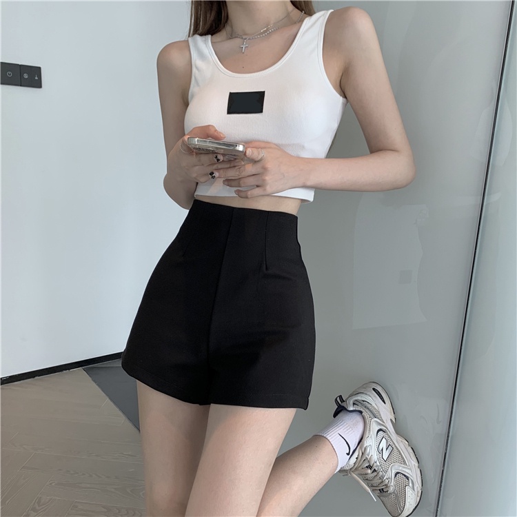 Quần short nữ MACDOME cạp cao chất vải cao cấp co giãn tốt khóa sau tôn dáng phong cách trẻ trung cá tính QS002