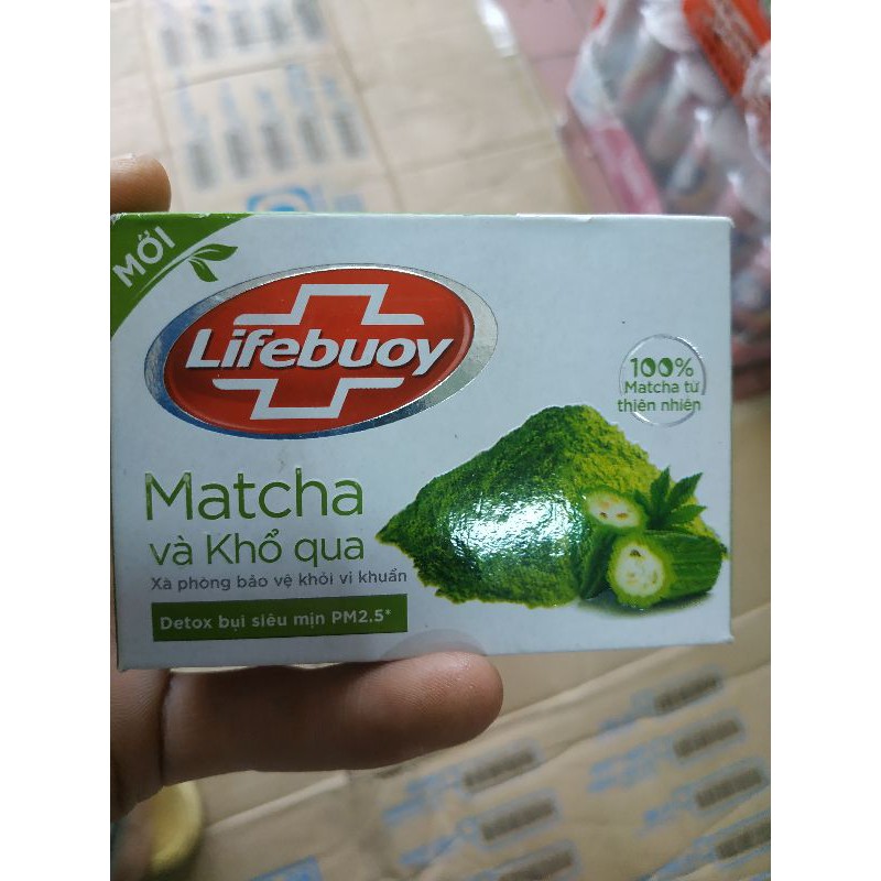 1 bánh xà bông lifebouy Match khổ qua