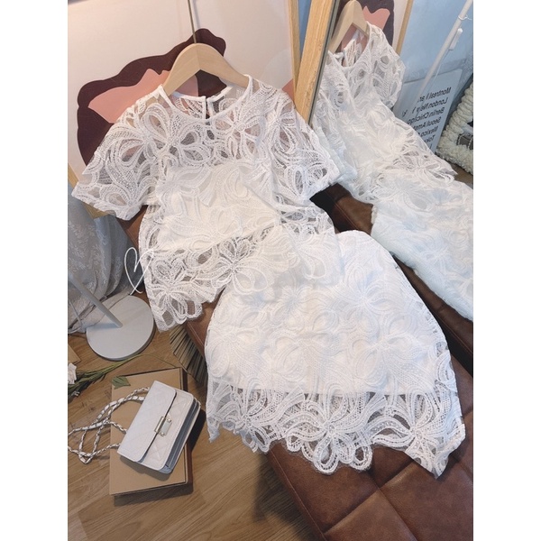 SET 3 MÓN: ÁO REN HOA NỔI + ÁO LÓT + CHÂN VÁY REN