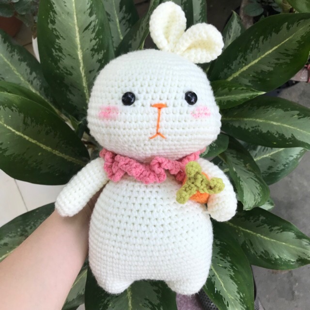BÉ THỎ Ú NU CẦM CÀ RỐT MÓC LEN NHỒI BÔNG SIÊU CƯNG SIÊU DỄ THƯƠNG