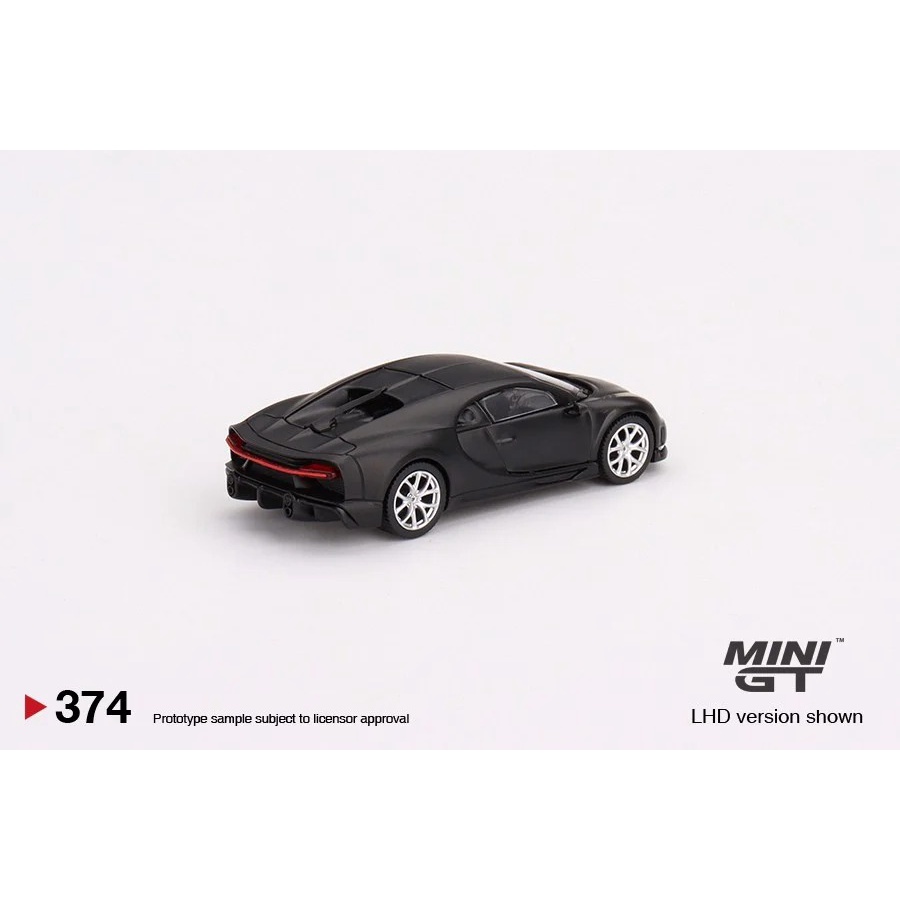 Mô hình xe Bugatti Chiron Super Sport 300+ Matte Black LHD 1:64 MiniGT