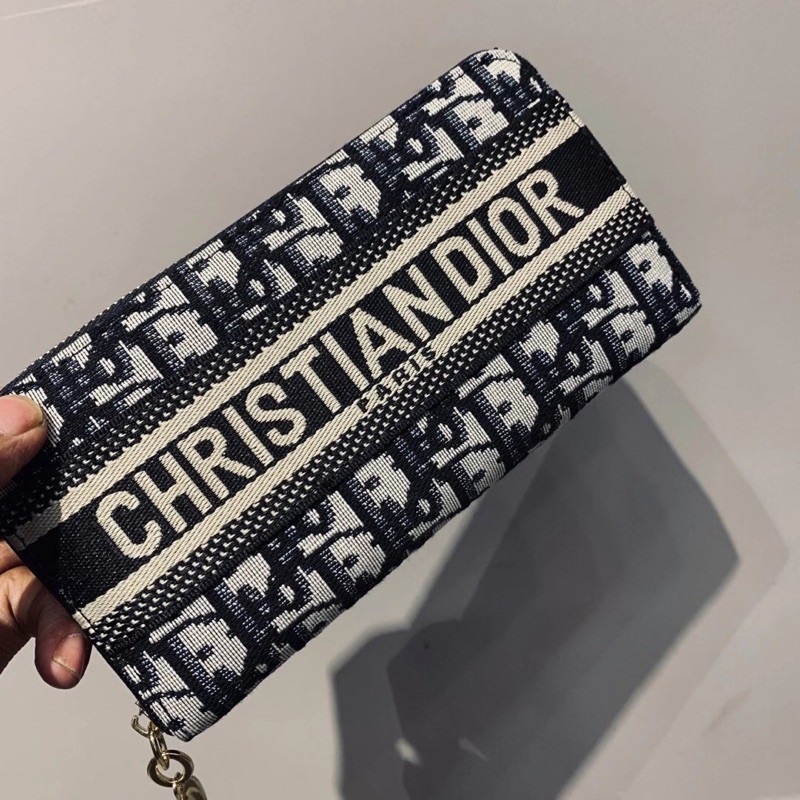 Ví dài cầm tay DR