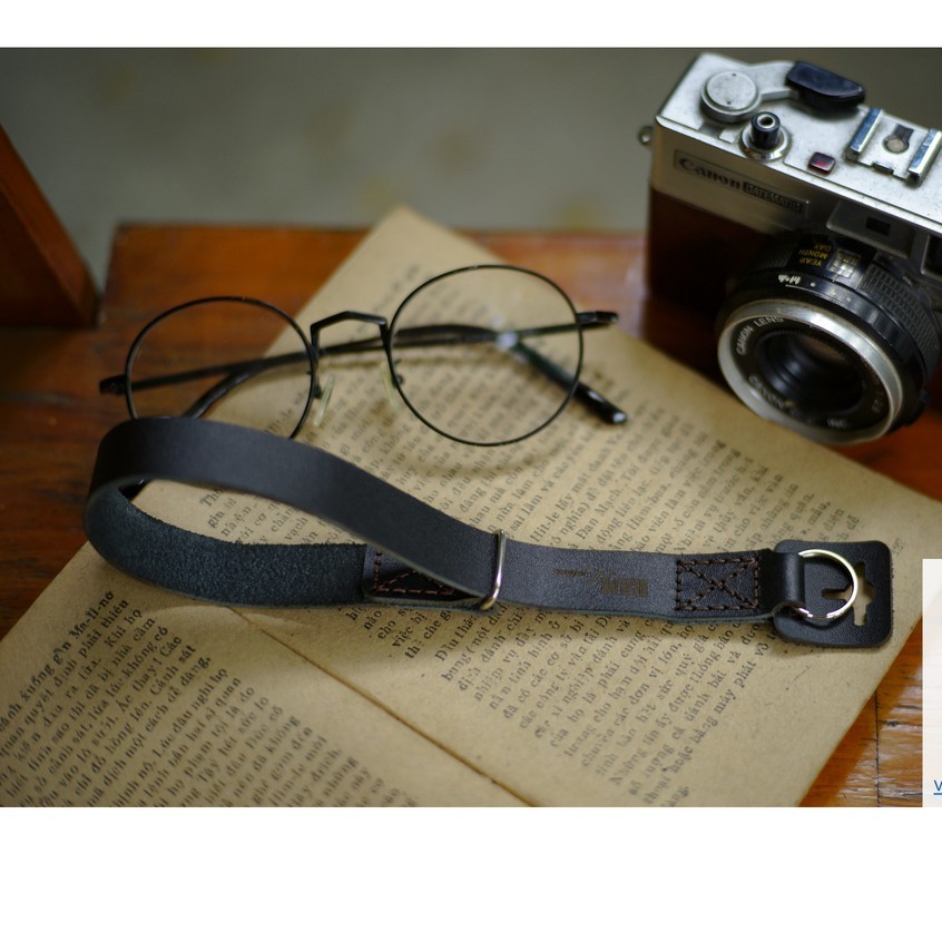 Dây máy ảnh vintage RAM Leather Handstraps đeo tay da bò thật da bò đen tuyền sang trọng