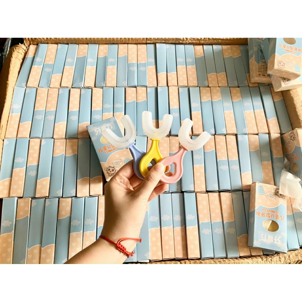 Bàn Chải Đánh Răng Chữ U Thông Minh Chất Liệu Silicon Cho Bé Từ 2 - 6 Tuổi