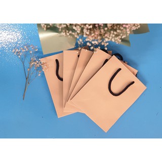 Combo 10 túi giấy đựng mỹ phẩm KT07 (KT:18 x 14.5 x 6cm)