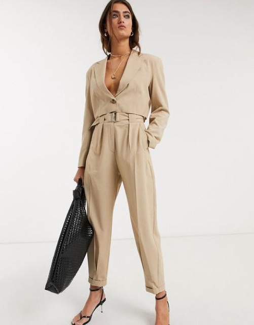 Đức - Áo blazer Bershka sale auth new tag cao cấp chính hãng crop top lửng ngắn có lót 2 lớp độn vai màu be kem bsk nude