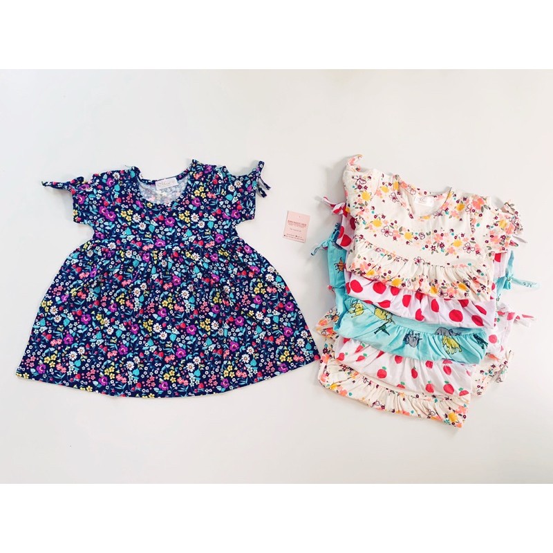 Váy thắt nơ bé gái