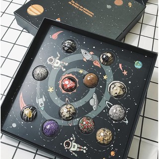 Vỏ hộp socola 12 viên Space
