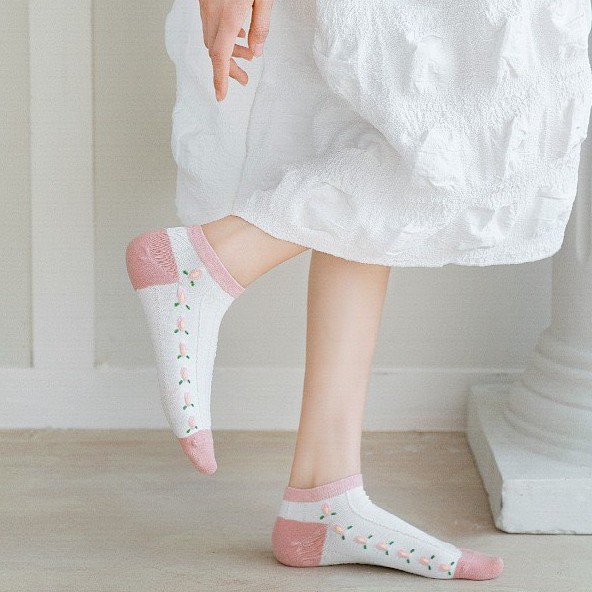 Tất Nữ cổ ngắn Đẹp dệt kim thêu tông hồng cotton được chọn màu mẫu CW226