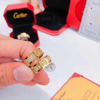 Nhẫn titan LV đính đá vuông