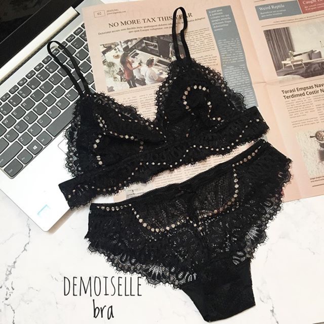 Set bralette chân ren, quần đáy rời