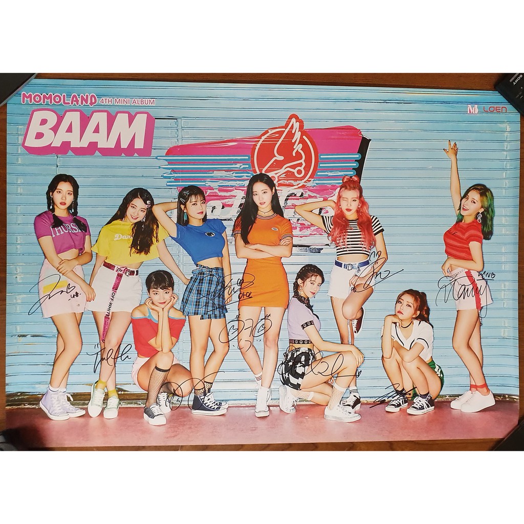 Chữ ký tay của Momoland (50x75cm)