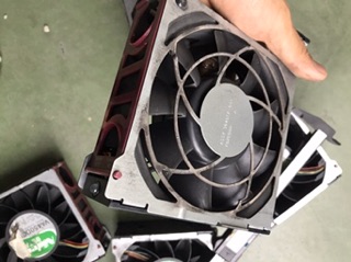 Quạt server hp nidec Va 450dc 12v 3.3A , vuông 12cm
