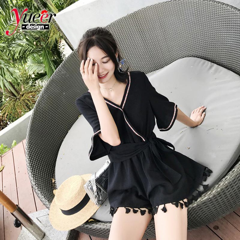 Jumpsuit Hai Dây Cổ Chữ V Dáng Rộng Thời Trang Đi Biển Cá Tính | BigBuy360 - bigbuy360.vn