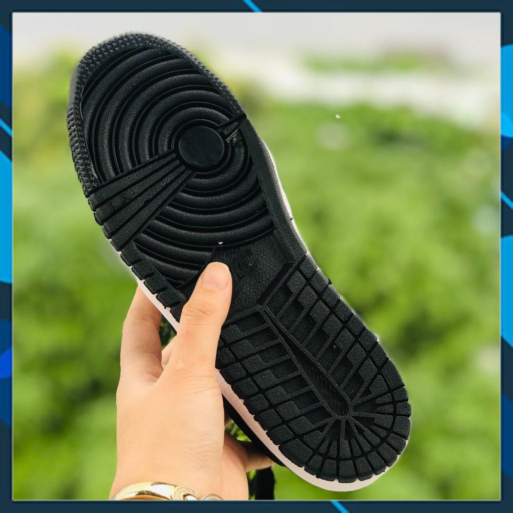 [Mã FASHIONT4WA2 giảm 10k đơn từ 50k] giày thể thao nam nữ jordan cổ thấp màu đen trắng Tặng hộp