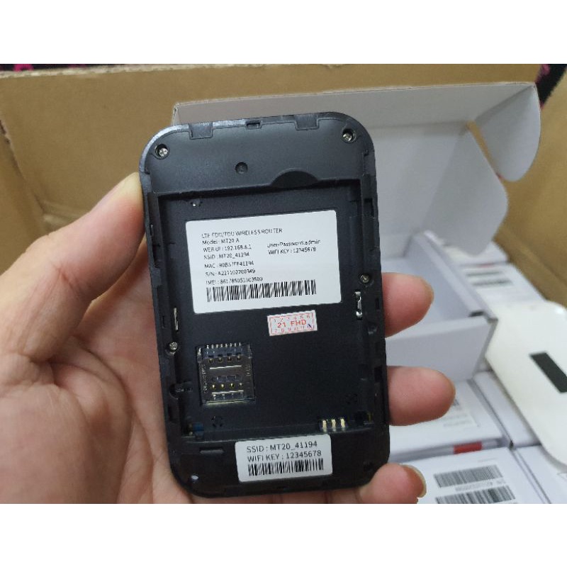 Bộ phát Wifi 4G Olax MT20 Pin 2100mAh, Tốc độ 150 Mbps, Kết nối 10 thiết bị