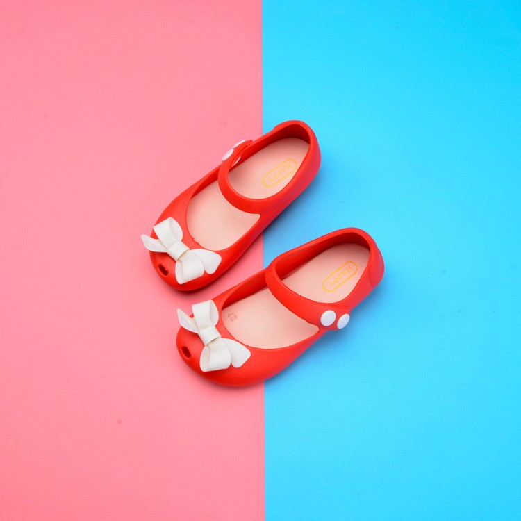 Giày búp bê bằng nhựa PVC mềm đế bằng thời trang mùa hè cho bé gái