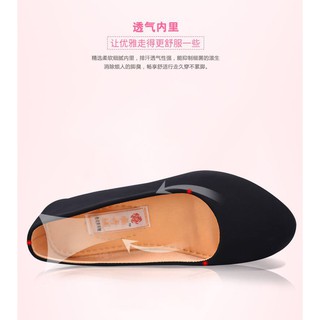 Giày bít nữ sz 37