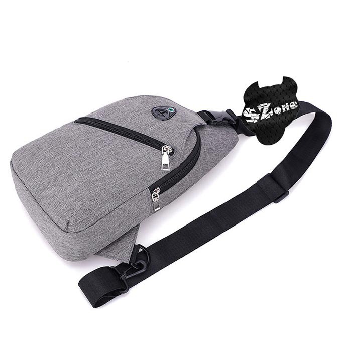 Túi đeo chéo nam siêu nhẹ có khe cắm USB đi kèm dây cáp sạc kéo dài ST88