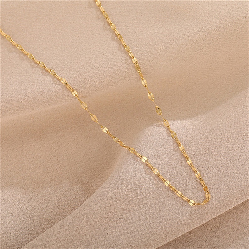 1 Vòng cổ Hình Đôi Môi Rắn Bằng Thép Không Gỉ Mạ Vàng 18K