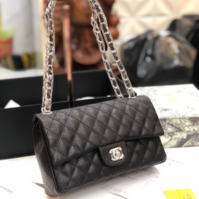 Túi classic super da hạt size 26cm màu đen