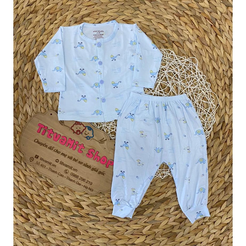 Bộ dài hnkids peptit cúc giữa màu họa tiết, bộ dài tay cho bé trai, bé gái