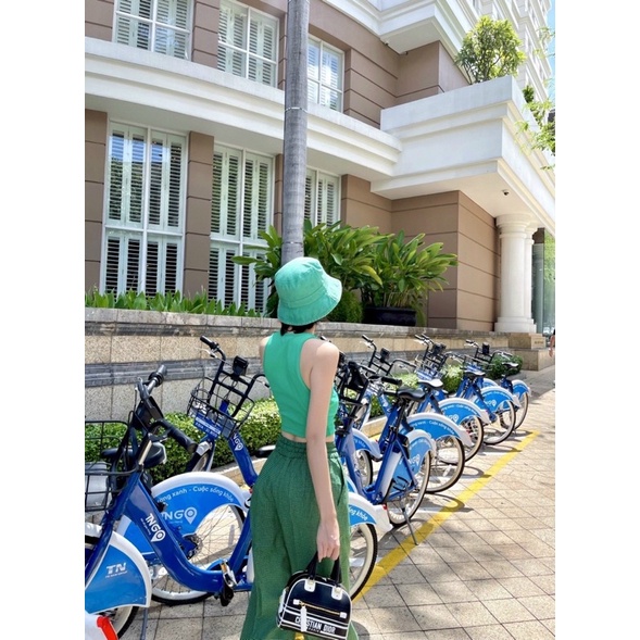 Set áo thun CN 3 lỗ + quần caro suông