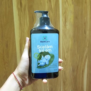 Sữa tắm trẻ em Momcare