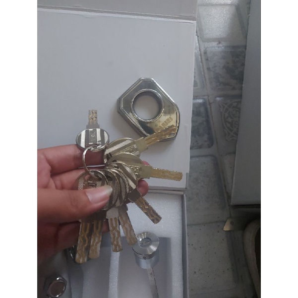 Khoá cổng cho cửa lùa FORUS/ Top One/ Pasini 8 chìa
