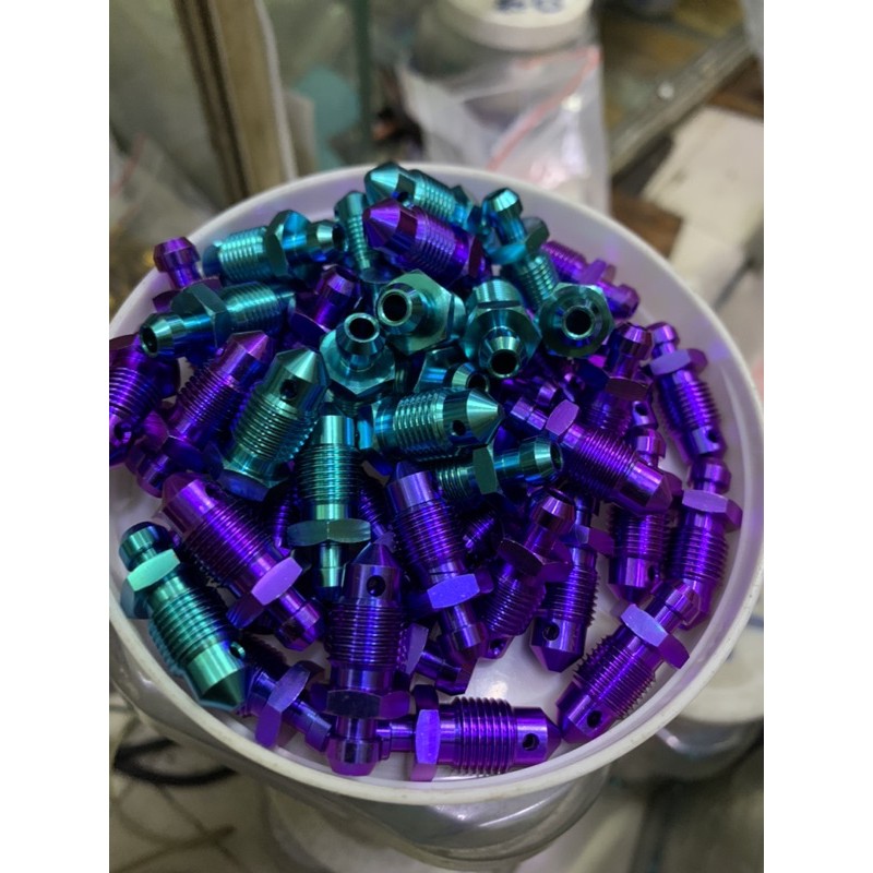 Ốc gió titanium GR5 heo brembo 1.0 , heo adelin 10li răng 1.25 Adelin 4pis