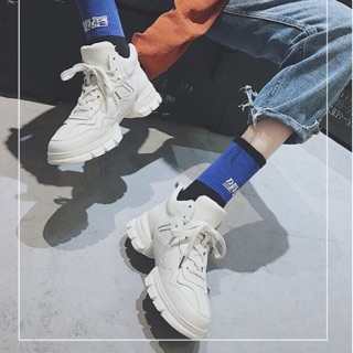 Giày sneaker trắng nữ mới đế 4.5cm