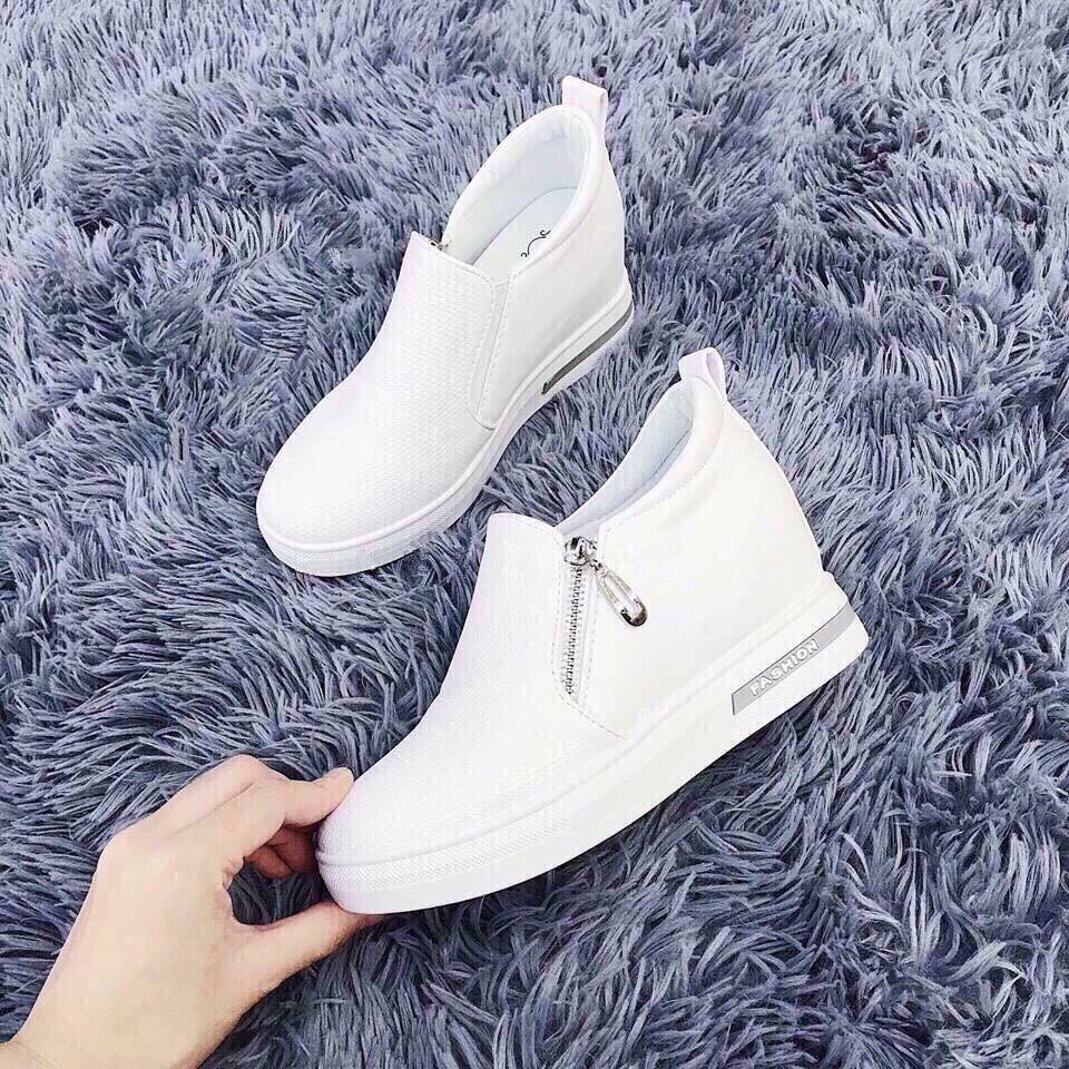 Giày slip on nâng đế 7p dáng kéo khoá lên chân cực êm | BigBuy360 - bigbuy360.vn