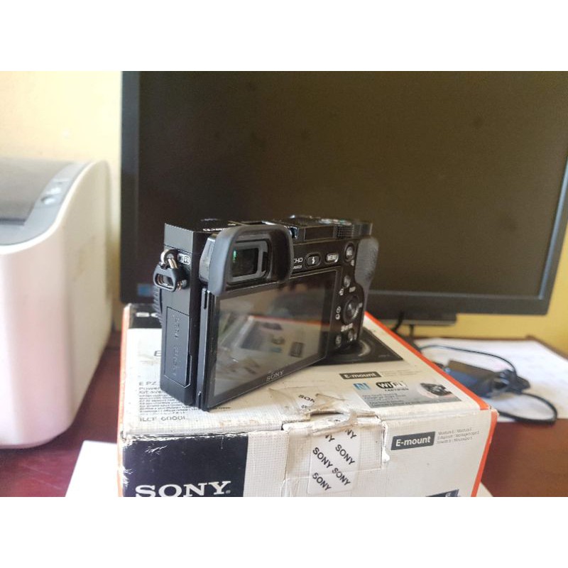 Máy ảnh Sony A6000