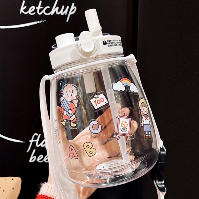 Bình Nước 1300ml Kèm Dây Đeo Và Sticker Đáng Yêu , Tiện Lợi