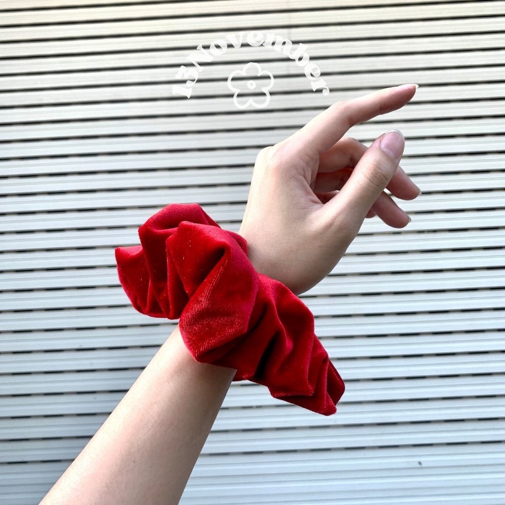 Scrunchies Nhung Cao Cấp Phồng To Dễ Thương Size Lớn Buộc Tóc Ánh Dạ Trơn Bóng Noel Hàn Quốc Hot Trend