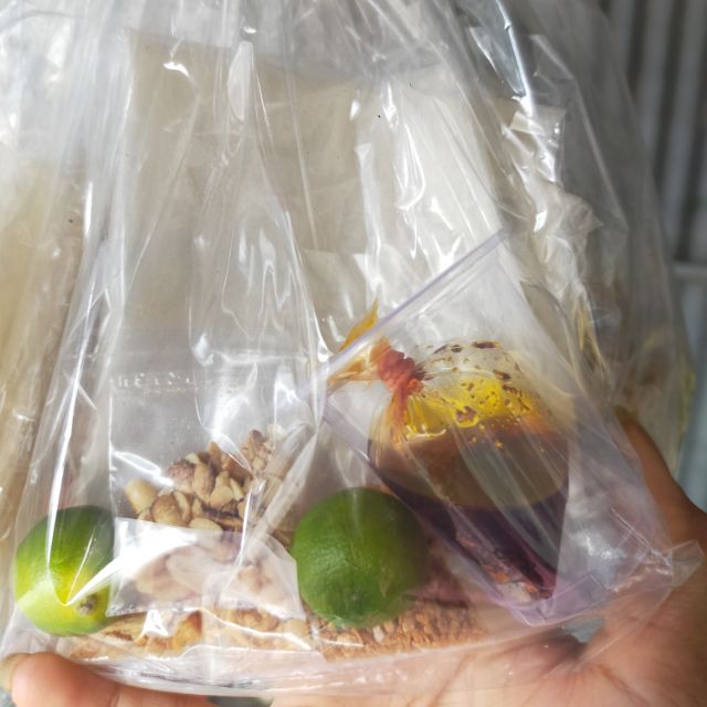 Banh trang sate toi . đặc sản Tây Ninh