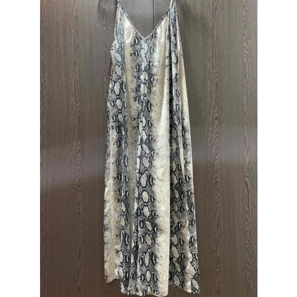 Bộ đồ liền Jump Shein sz S