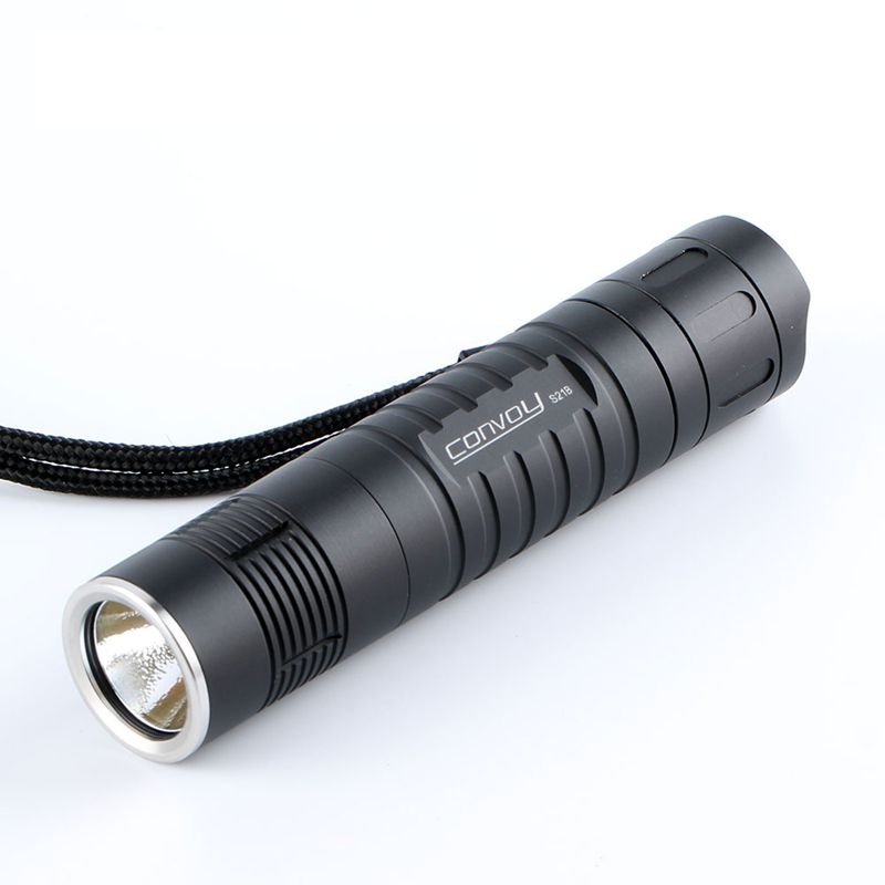 Đèn Pin Convoy S21B 519A LED CRI 12 Nhóm Chịu Nhiệt Độ Cao Tiện Dụng Khi Đi Cắm Trại