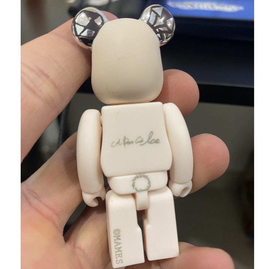 BEARBRICK SERIES 39 HÀNG HIẾM ARTIS A PEAR CUP ICE CỰC ĐẸP - ĐỒ CHƠI SƯU TẦM NHẬT BẢN GIÁ TỐT - HÀNG CHÍNH HÃNG 100%