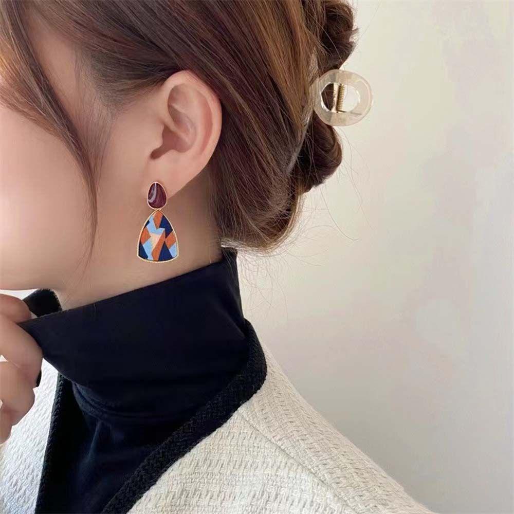 Khuyên Tai Kim Loại Phong Cách Pháp Cổ Điển Thời Trang Thu Đông Cho Nữ Mẫu 1