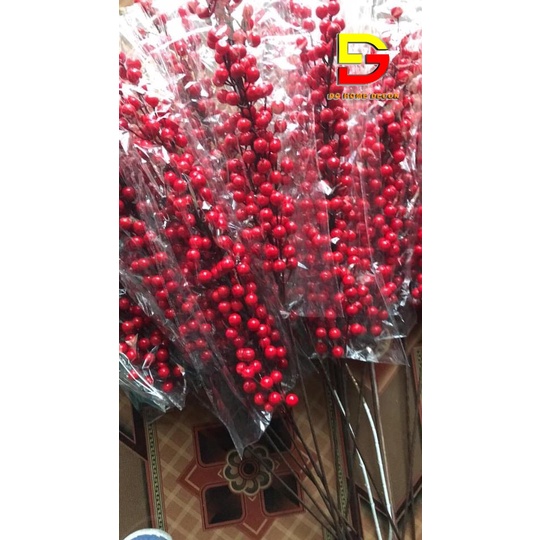 Cành Đào Đông Đỏ Cao Cấp Loại 1 Dài 100CM Trang Trí Nhà Cửa, Decor Nội Thất DC-07