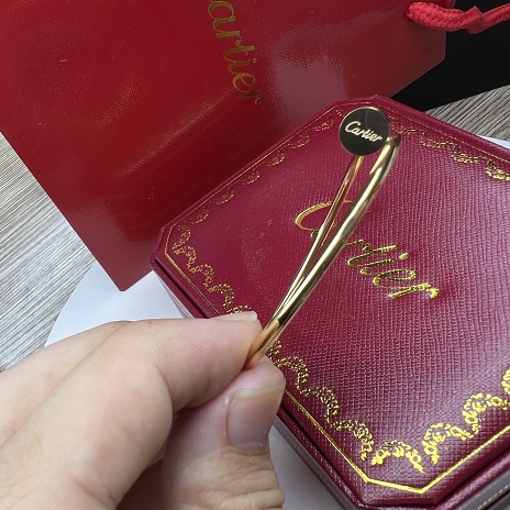 Vòng Tay Màu Vàng 18K Thiết Kế Mới 2022 Thời Trang Dành Cho Ô Tô