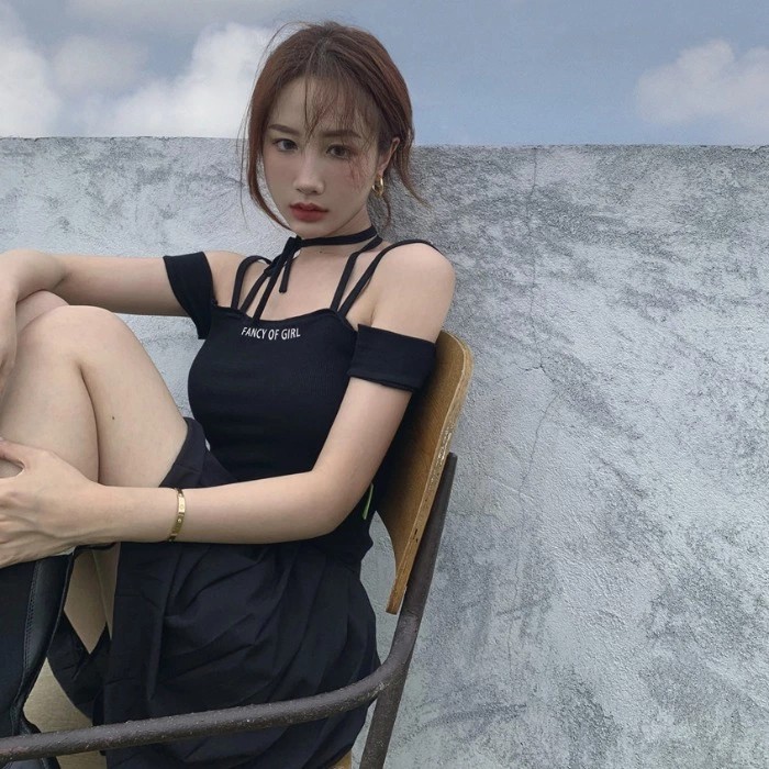 Áo Crop Top Tay Ngắn Phong Cách Hàn Quốc Cho Nữ