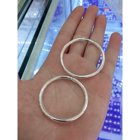 Vòng cua dẻo trơn chuẩn bạc ta sáng đẹp cho bé yêu - Kho sỉ bạc Nhất Linh