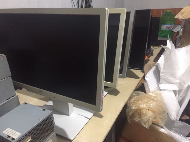 Thùng x2 Ram 8gb tản led vga rời 1gb | BigBuy360 - bigbuy360.vn