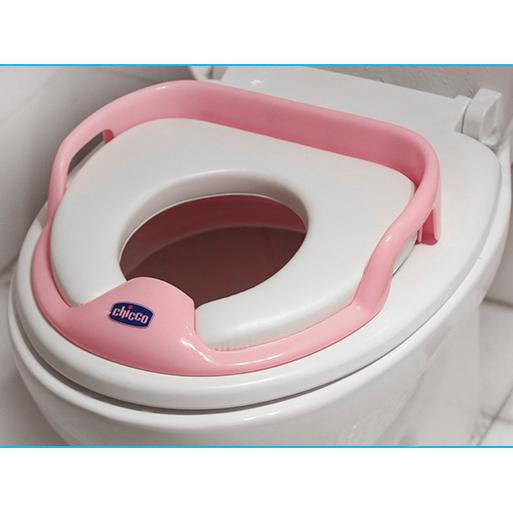 [Bé thích] Bệ ngồi toilet chicco thu nhỏ cho bé có lót bồn cầu chống lạnh giúp bé không còn ngần ngại mỗi khi đi vệ sinh