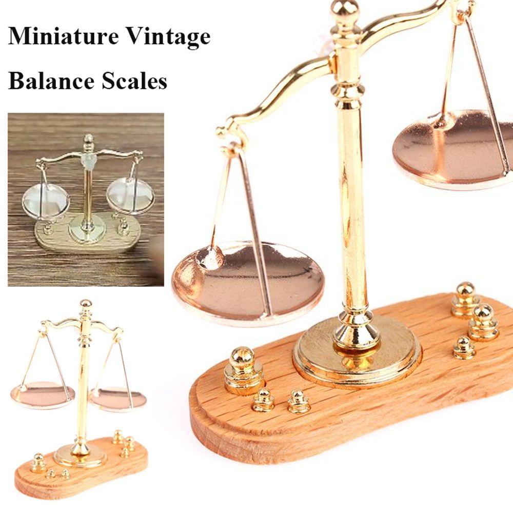 Cân Điện Tử Mini Trang Trí Nhà Búp Bê Tỉ Lệ 1 / 12