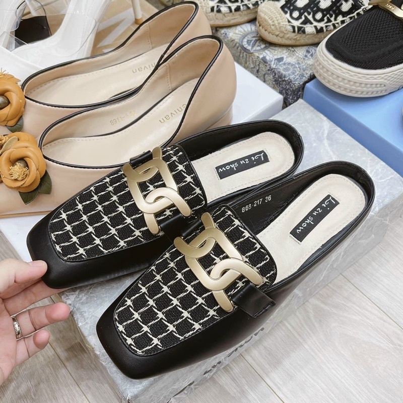 Sục xích thân da pha vải kẻ